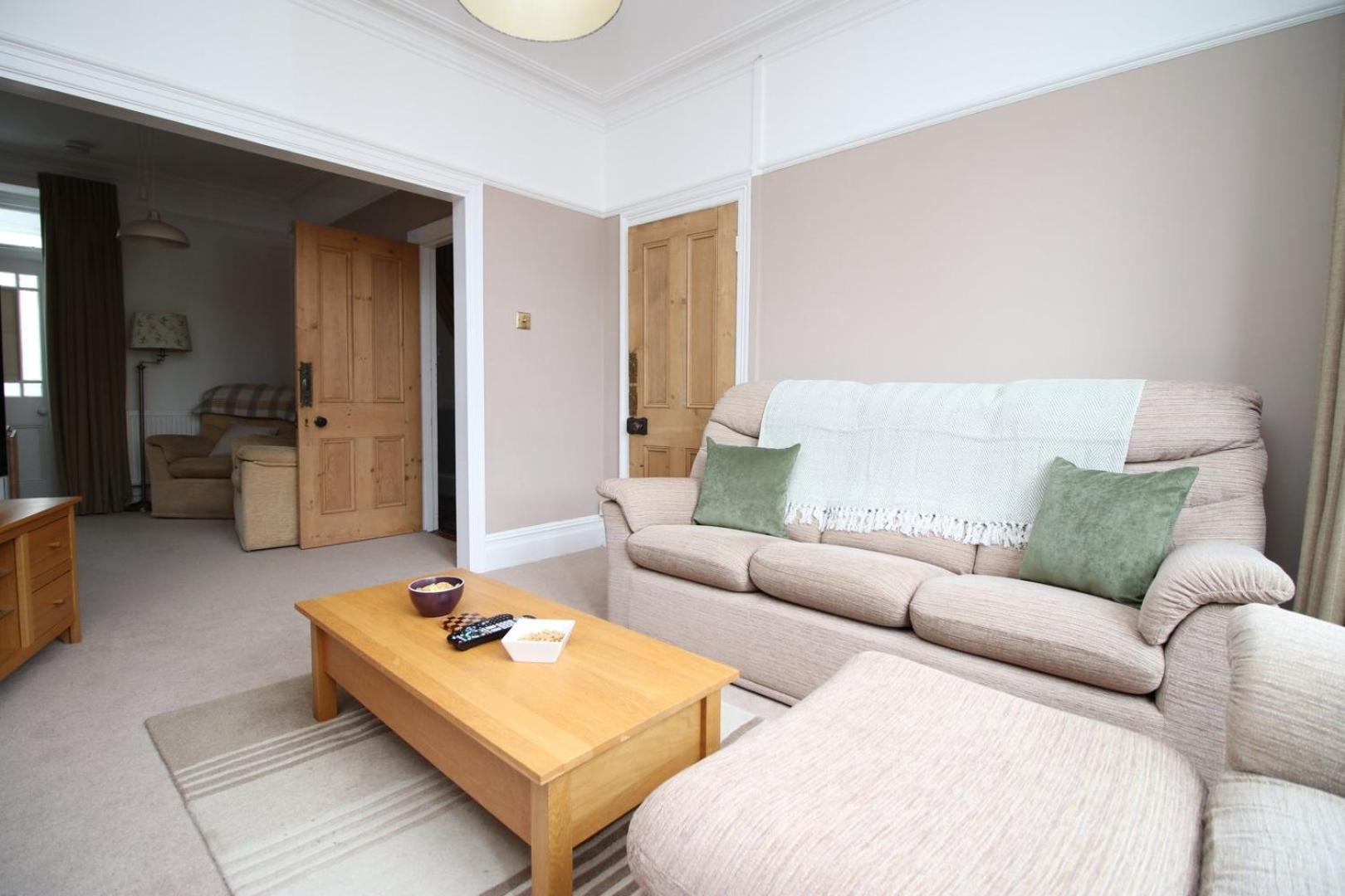 Quiet And Spacious 3 Bedroom Cardiff Kültér fotó